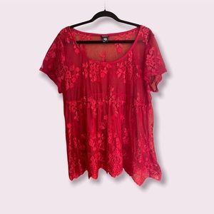 TORRID RED LACE TOP SIZE- 2
